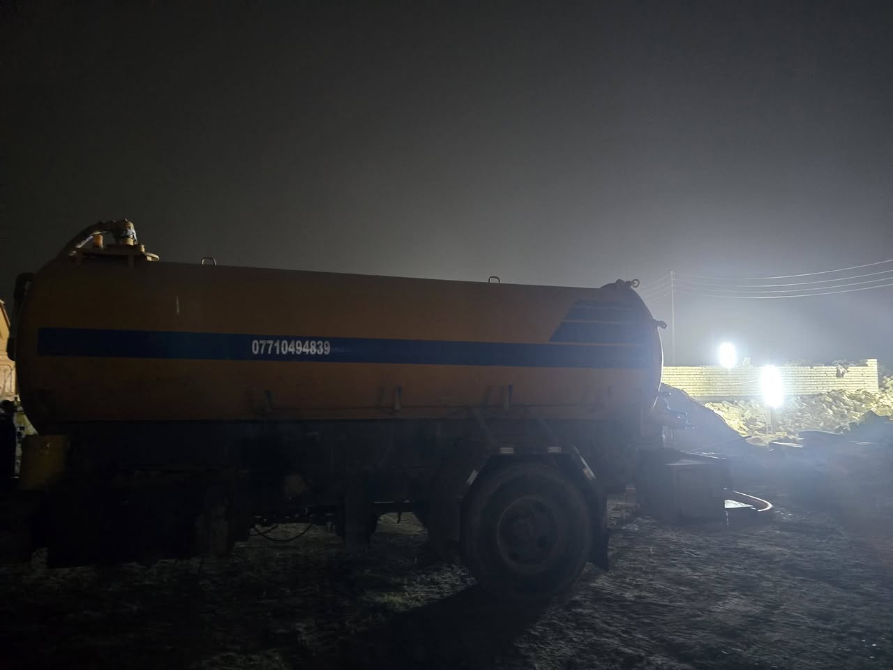 سلام عليكم تانكي لبيع  مكفول. بلادي.  مال هينو  ***********
