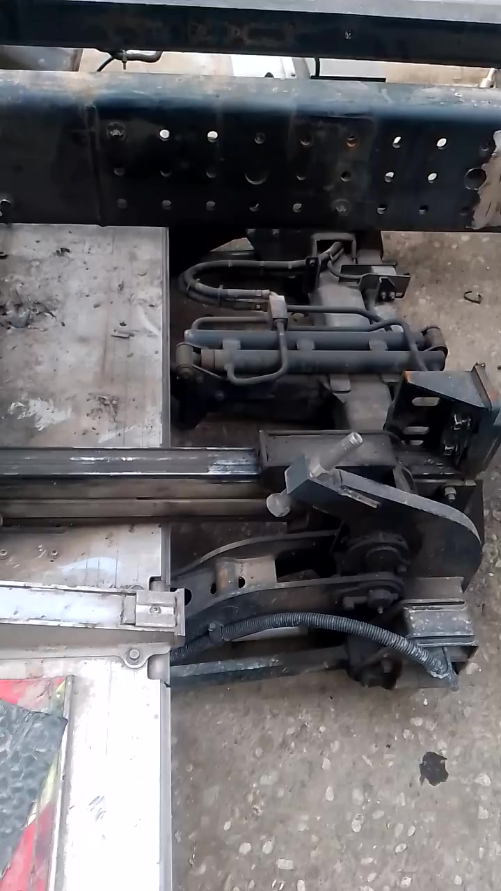 السلام عليكم 
جاك خلفي سيارة كانتر مستوبيشي 
كهربائي حديث وارد يابان ***********
توصيل موجود حسب اتفاق
