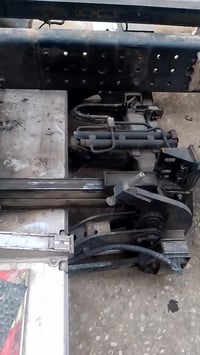 جاك خلفي سيارة كانتر مستوبيشي  كهربائي حديث وارد يابان 07729536589 توص...