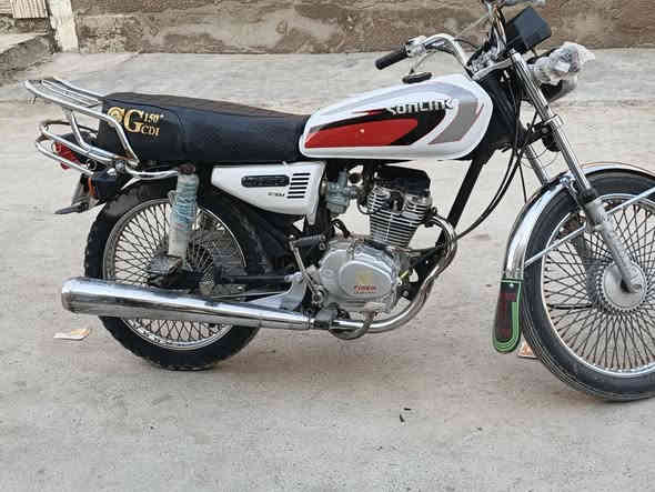 السلام عليكم دراجه تايكر موديل 20 أوراق كامله السعر460وبيهه مجال ***********
