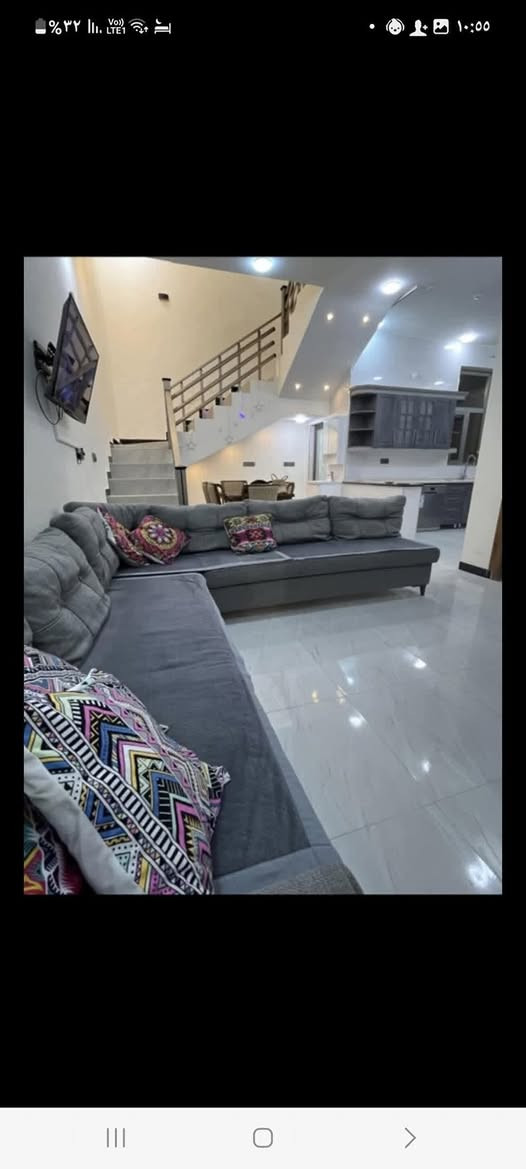 اقرأ المنشور وتصفح بلصور قبل الاتصال
اللهم صل على محمد وآل محمد  ( دار وجار  ) دار سكن  ١٠٠ متر مربع بلكفاءات بستان الجلبي طابو زراعي صرف  سند ٢٥ يعني تفتح بيان وتستلم سند بأسمك ثلاث طوابق الطابق الاول طرمة وصحيات خارجية وهول داخلي مفتوح واستقبال ومطبخ حار وبارد وصحيات مشتركة الطابق الثاني ثلاث غرف نوم وصحيات مشتركة الطابق الثالث بيتونة وسطح الدار بناء وشغل درجة اولى الماء والكهرباء والغاز والسبالت والانترنت والستلايت وكامرات المراقبة وفضلات السبالت تأسيس دفن شبابيك الدار نظام تركي سلايدات  للأستفسار مع صاحب الدار مباشر ***********/ البيع مع الأثاث او بدون الأثاث 
الأثاث الموجود 

مطبخ تركي كامل من طباخ  وغسالة صحون وسنك 
ه شاشات بلازمة حجم ٣٢
سستم كامرات مراقبة مراقبة مع الشاشة 
تخم بهول الداخلي 
٦ مراوح سقفية
٤ غرف نوم  ماليزية احدى الغرف ٣ اسرة 
كيزر حجم الكبير
ماطور ماء 
سقيفة كيسبان خلف الدار
منظومة انترنيت كاملة 
خط مولد ذهبي 
المنطقة راقية وأمان 
الاثاث نظيف جدا جدا استعمال قليل يعني اخو الجديد 
البيع مع الأثاث او بدون الأثاث للأستفسار اكثر علخاص او الاتصال ***********
