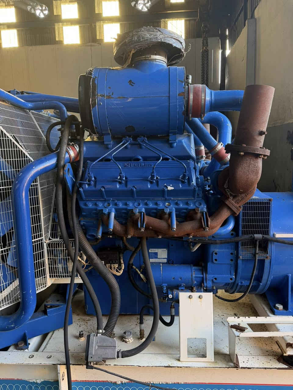 Perkins 3008
500KVA
266 hours 
***********
***********
