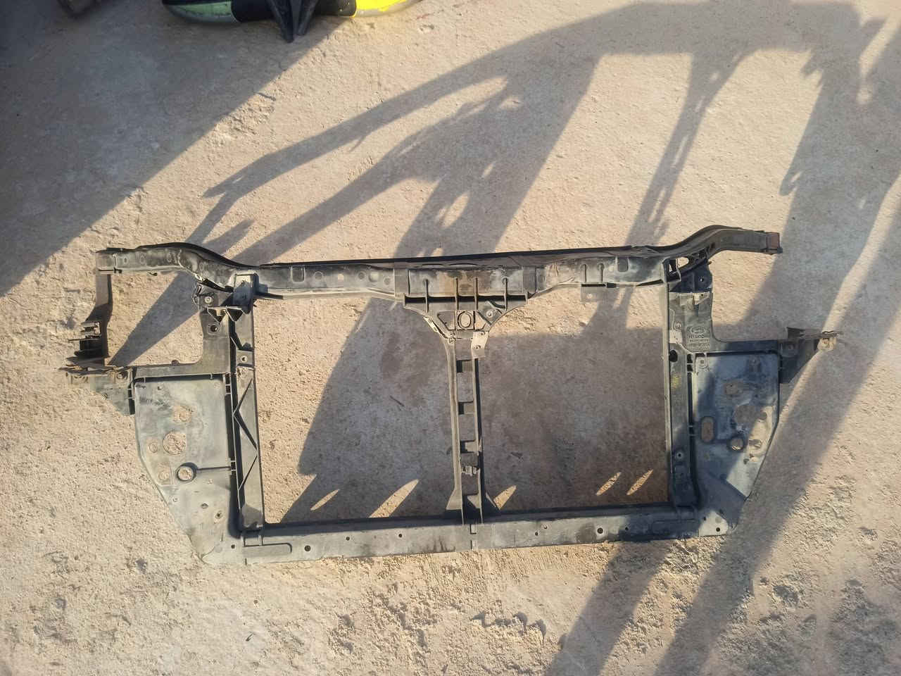 غراض اكسن للبيع 
بوب 2 لون ابيض 
مرايات 2 
دركة ستيرن 
بدنة


**إذا كنت صاحب هذا الإعلان وتريد حذفه لأي سبب، رجاءا أرسل رسالة إلى الدعم الفني**