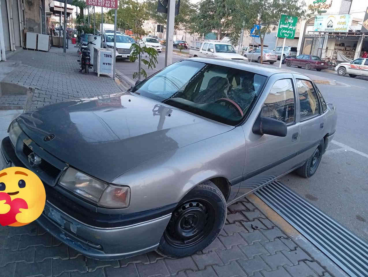 أوبل مه كينه 16قايش پان موديل 92 ده فته ربه نزيني هه يه سه نه وي تازه به سه رچوه گيرومه كينه ي بي عه يبه جاملخي دواوه يي لاي سايه ق ليدراوي هه يه ناويي کرتوه به ده نه شي گؤراوه هه زه يي تازه كراوه نرخي 34مه جال ***********
