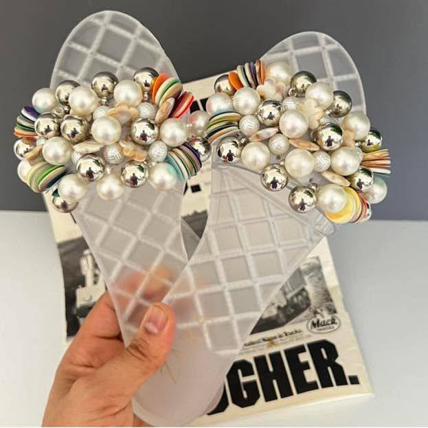 مرحبا بنات
توصيل سريع
للحجز والاستفسار مراسلة الصفحة✨
يوجد لدينا خدمة توصيل لكافة محافظات العراق ✨
قطعتين تاخذين التوصيل مجاني جميع مناطق ديالى
https://www.instagram.com/fgol.o2441?igsh=MXhzOHlndXd1d3ZybQ==


**إذا كنت صاحب هذا الإعلان وتريد حذفه لأي سبب، رجاءا أرسل رسالة إلى الدعم الفني**