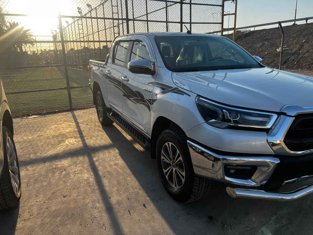 سلام وعليكم هايلوكس للبيع مديل 22 بسمي سياره جديده للستفسار ‭0771 030 6485‬
مكاني بغداد الكاضميه
