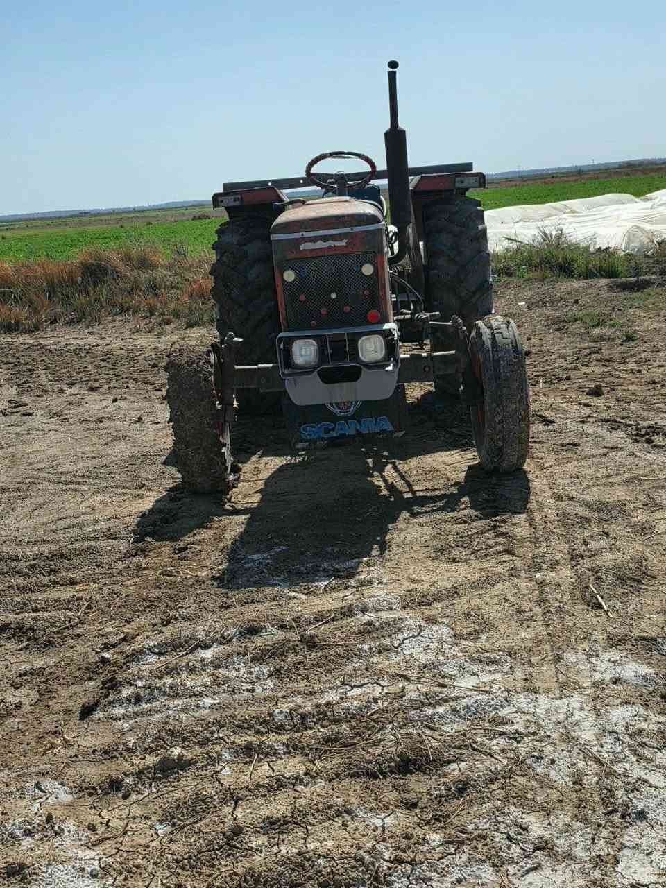 السلام عليكم 
عنتر موديل 1985 للبيع؟ 
المكينه بدون؟... مكفوله  عام بم محرك جهاز اكسن. كهربائيات كامله. راديتر شركه. تاروسه هواء..تخم ثكال امامي وخلفي.. تخم تاير امامي والخلفي جوبلس نظاف. اخوان المكينه مال جناي... وراها معدلان ثقيل.. وخرماشه ثقيل. وفدان 10 محور
تريدها بوحدها او مع معداتها.. وحدها ب5 مليون وبيها مجال قليل.. العنوان بابل قرب مشروع المسيب. 
رجا فقط شراي يخابر***********
