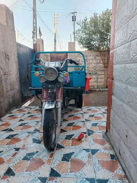 ستوته للبيع رقم وسنويه بسمي مكفوله من كلشي جديده ستوته  مكانه البصره الزبير سعره ٣٨٠٠وبيه مجال 

 0777 606 2077
