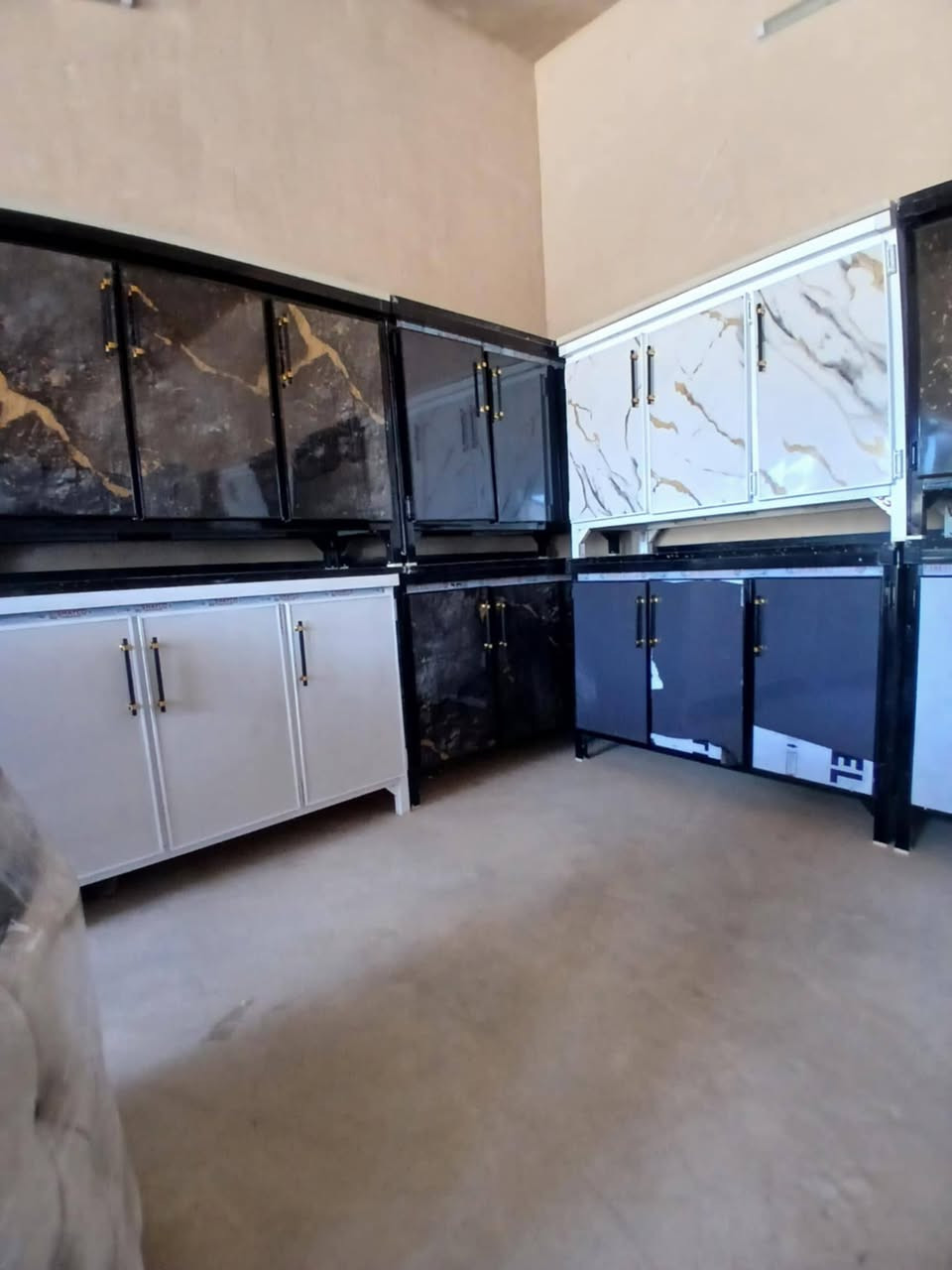 اسلام عليكم تم بعون الله وصول وجبه جديده من الكاونترات السنكات والثلاجات والكراسي وكافت الاغراض المنزليه بانسب الأسعار أخو البلاش عرض خاص بشهر رمضان المبارك العنوان الضلوعيه الامين قرب قصي أبو السيراميك للستفسار ***********
( من رخصت الادمن)
