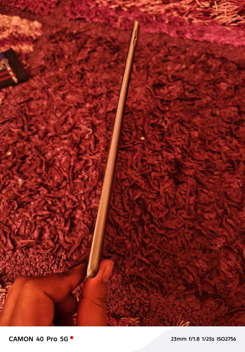 ايباد 8سعر 130 ذاكره32 جهاز كلشي ما مبدل بي مكاني حي عسكري كربلاء ***********
