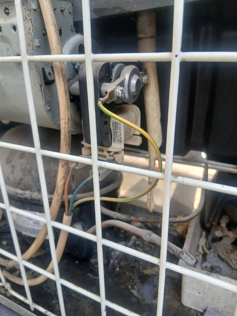 عارضه البيع سعر 350 العنوان بغداد حي نصر قرب المعارض ***********
