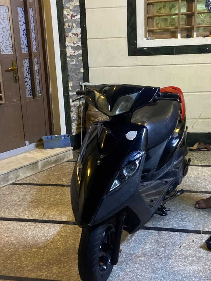 سلام عليكم لبيع ماكس ثعلب سرعه 140مكينه بلاديه ما مفتوحه دراجه وكاله مال رمبه جديد معنه كلمه سعر 750 وبيه مجال لطيبين لحد يكر بسعرعه رقم *********** هاذ واتساب ***********
