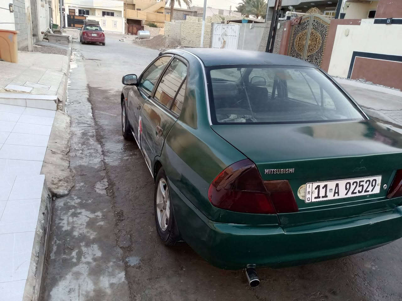 سلام عليكم سياره للبيع
نوع مسيبوشي الانسره مديل 1999
مصبوغة حزام بيها طخه حفيفه بل باب سايق وقبق الجنطه 
تبريد شغال محرك 1600
حداديه زينه 
سعر 36 
مكان السياره بغداد اليوسفيه 
رقم الهاتف ***********
