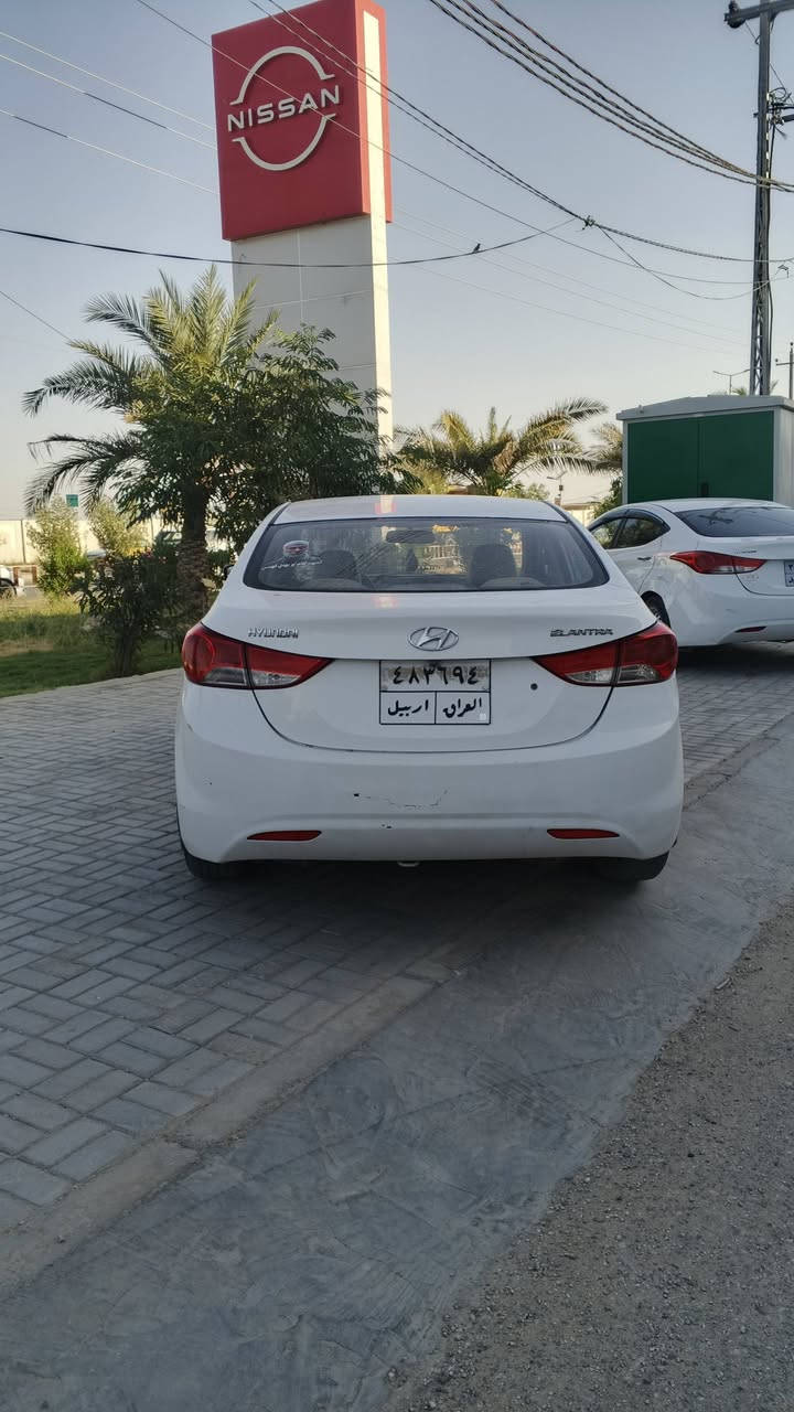 14 خليجي
مكفوله من الصبغ 
مكينه1800
تخم تاير وحداديه وتبريد جدد
مكان النجف 
السعر 110
***********
سونار موجود بيه
