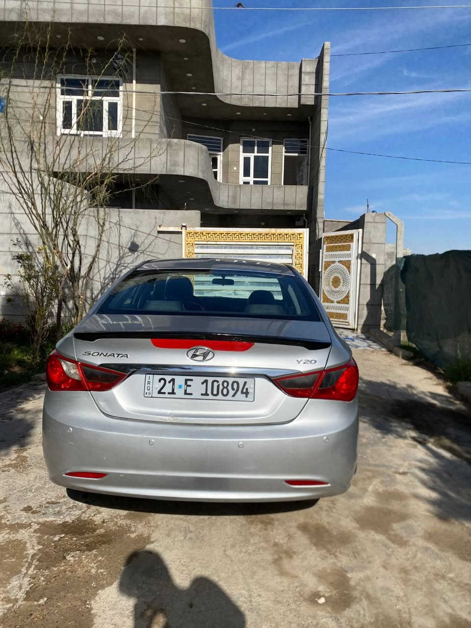 سوناتا سلڤر 2009 كوري رقم #سليمانية
ضرر چامرلغ عكس السائق السونار في الصور 
 المحرك 2000دوش #المرغوب
بأسمي تحويل مباشر
#السعر 99ورقة و بيها مجال 
#مكاني ديالى الغالبية 
#للأستفسار اتصل *********** واتساب موجود
