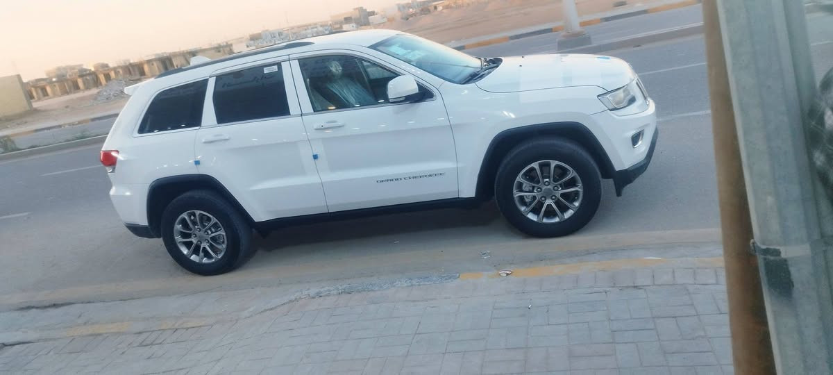 جيب لاريدو 2015 خليجي رقم بغداد السعر 185 بيع فقط تفاصيل أكثر *********** مكان السيارة سماوة
