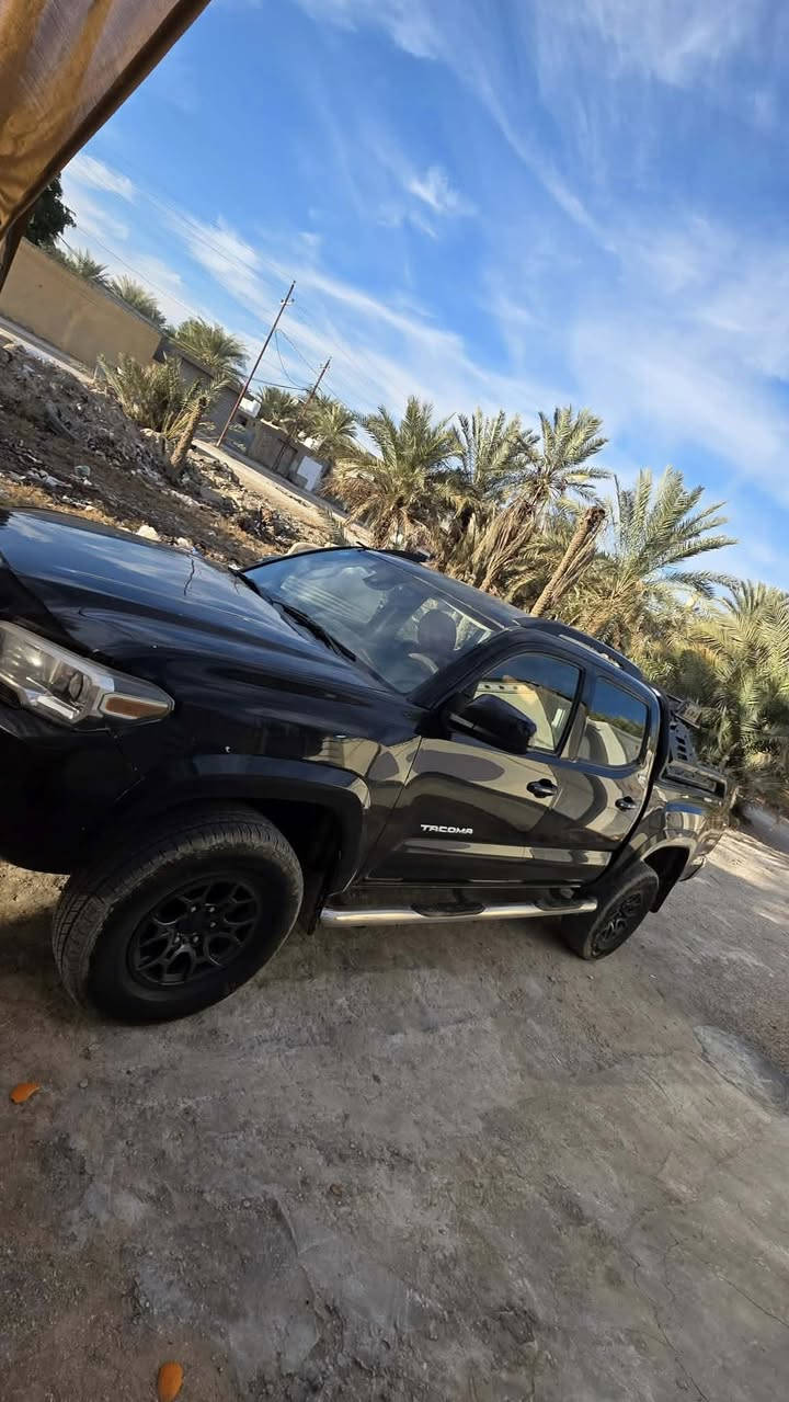 تيوتا تاكوما مديل 18
فور ويل
تحكم ستيرن شاشه كامره خلفيه لايت زنون 
مكينه 6 سلندر 
جامه خلفيه كهربائية 
تخم تاير ويل كب 
السعر[190]
***********
