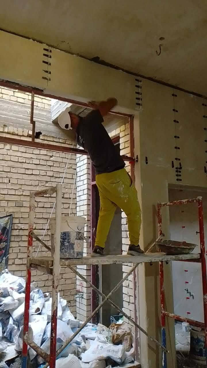 شغل سيراميك بورسلين جدار او ارضي شغل كافة السراميك والبورسلين والمرمر دروج شغل اشراف هندسي للتواصل *********** واتساب أو مراسلة الحساب وعلى الله التوفيق ملاحظه متفرغ حالين
