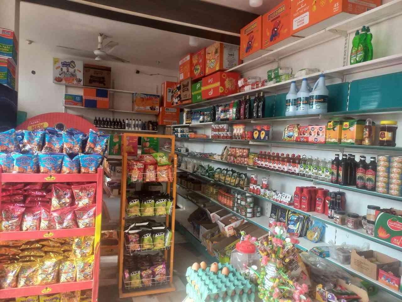 سلام عليكم '''' محل البيع '''
الموقع خاجيه شارع 40 داخل الفرع المحل ركن قرب المدارس '''
محل يحتوي على 6بردات زان درجه اولى و مجمدات 2 ""
ويحتويي سبلت ارضي ومكيف جديد '''
ورفوف جاهزه + منضومة كامرات شغل خير من الله ''''
السعر خاص $$
للاسفسار ***********
