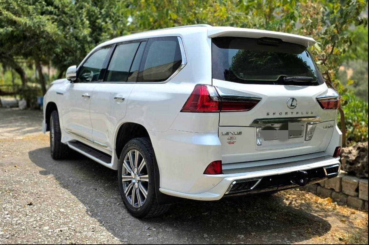 لێگزز LX 570 مۆدیل 2016  مواسەفات SPORT PLUS V8 -5.7
مواسەفات برێمی ئەسڵ
فۆڕمیگا ساجی ، بەسمە ، سلایت ، 
کوشن جڵد ، ٣ڕێز کوشن کارەبا 
و خەزن و سارد و گەرم  ، ناوزەرد ، 
دەبڵ جەگ ، سندوق شەفت ،لایت لید ، 
برێک بەسمە ئۆتۆ ، ڕادار ، ئۆتۆ ستۆپ ، 
٦مۆدی لێخوڕین ، زۆر مواسەفاتی تر هتدد. 
سەیارەکە گشت گیانی بەشەرت بۆیاخی نیە 
٣ پەنجە سارد بە بۆنیتیەوەیە ڕەنگی سپی سەدەفە 
 زۆر جوان ماوەتەوە سەیارەکە ئیی ماڵەو 
بە ناوی خۆمەوەیە ١٠٩ هەزار کم ڕۆشتووە 
هێچ مەسرەفێکی تێدا نیە 

سـعـر : لە کۆمێنت داوابکە ڕاستەوخۆ بۆت دێت 📥 

گێر و مەکیەنەی بەشەرت 
هیچ کێشەیەکی تێدا نییە 

ژمارەی خاوەنەکەی
 ***********
***********
