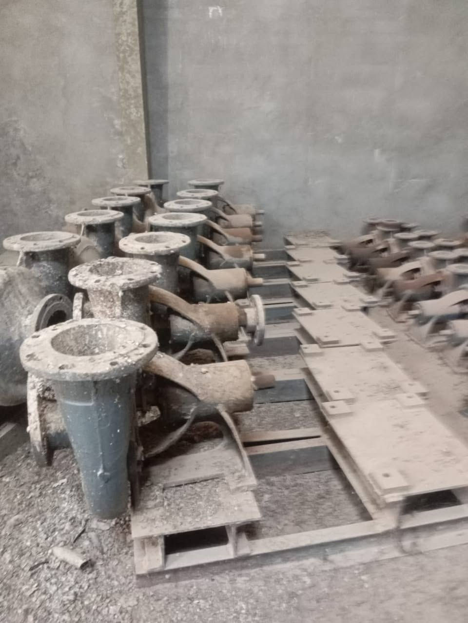 بيع خنزيرة 4×4 100 الف اي استفسار اتصال ***********
