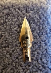 قلم باركر 45 • صنع امريكي • ذهب 14K