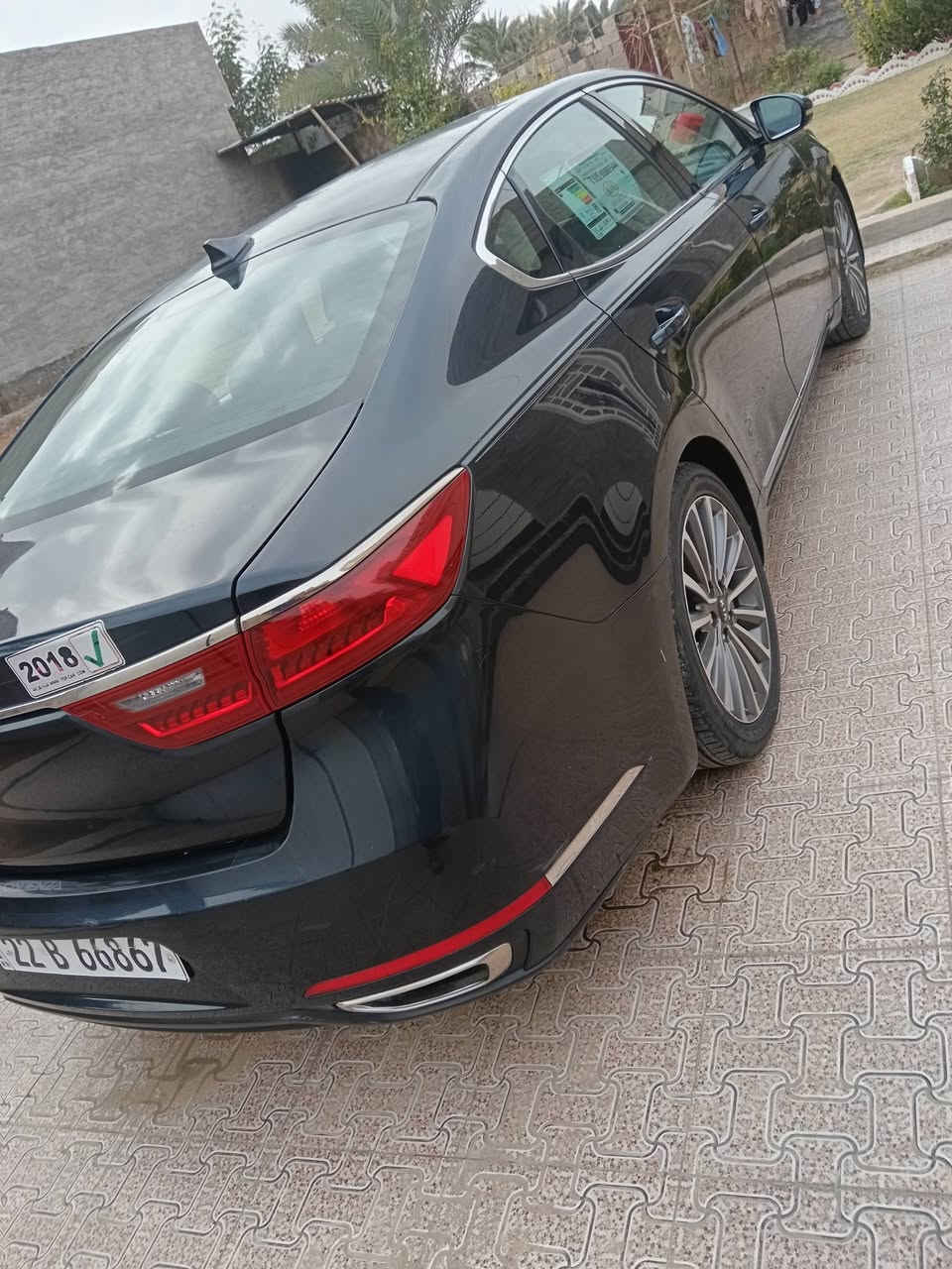 السلام عليكم
للبيع أو مراوس بأقل
كيا كادنزا ٢٠١٧ فول عدا البانوراما
 مكفوله من الصبغ
رقم أربيل دولي شرط التحويل
مكان السياره الانبار الحبانيه
للأستفسار ***********
