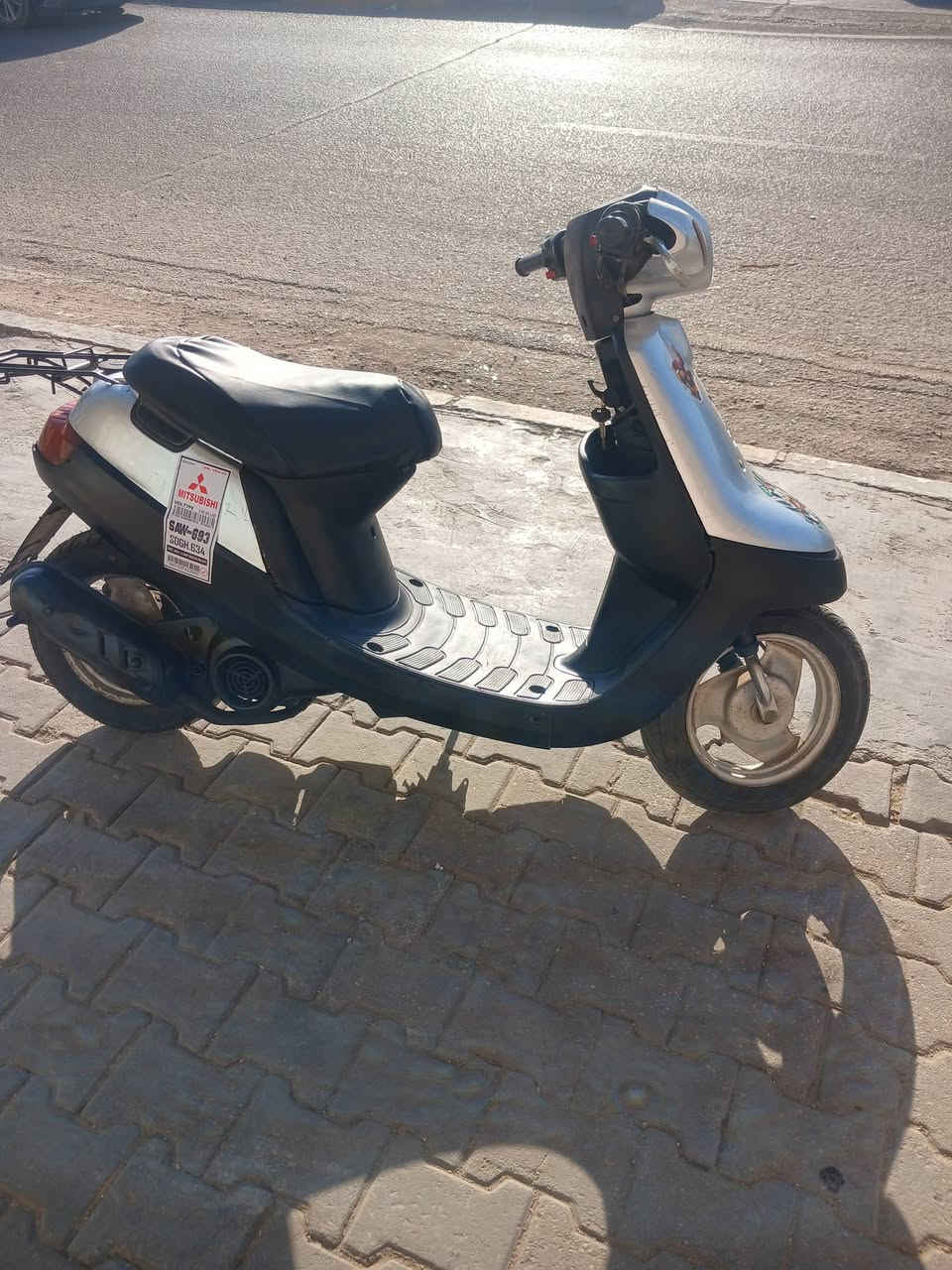 سلام عليكم بطه مديل ٢٠٠٣للبيع 
مكينه تخبل ناعمه خرسه 
مجفته تجفيت اصلي بس بستم
كهربايات شغاله اشاير لايت هورن سكن قفل جنطه قفل سكان 
سلف شغال 
سعر ٢٥٠ 
مكاني باب طويريج 
***********
