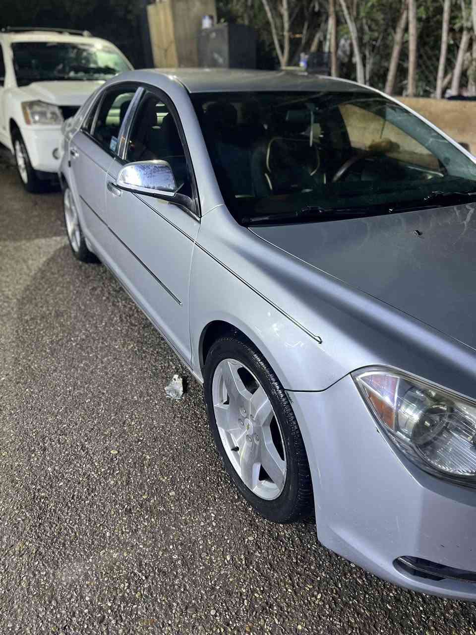 ماليبو 2011 خليجي مكفوله كفالة عامة من ضربه وصبغ محرك 2400 كير محرك مكفول رقمها سلمانية دولي انكليزي السياره خير من الله السعر 90 وبيها مجال لشراي 
***********
