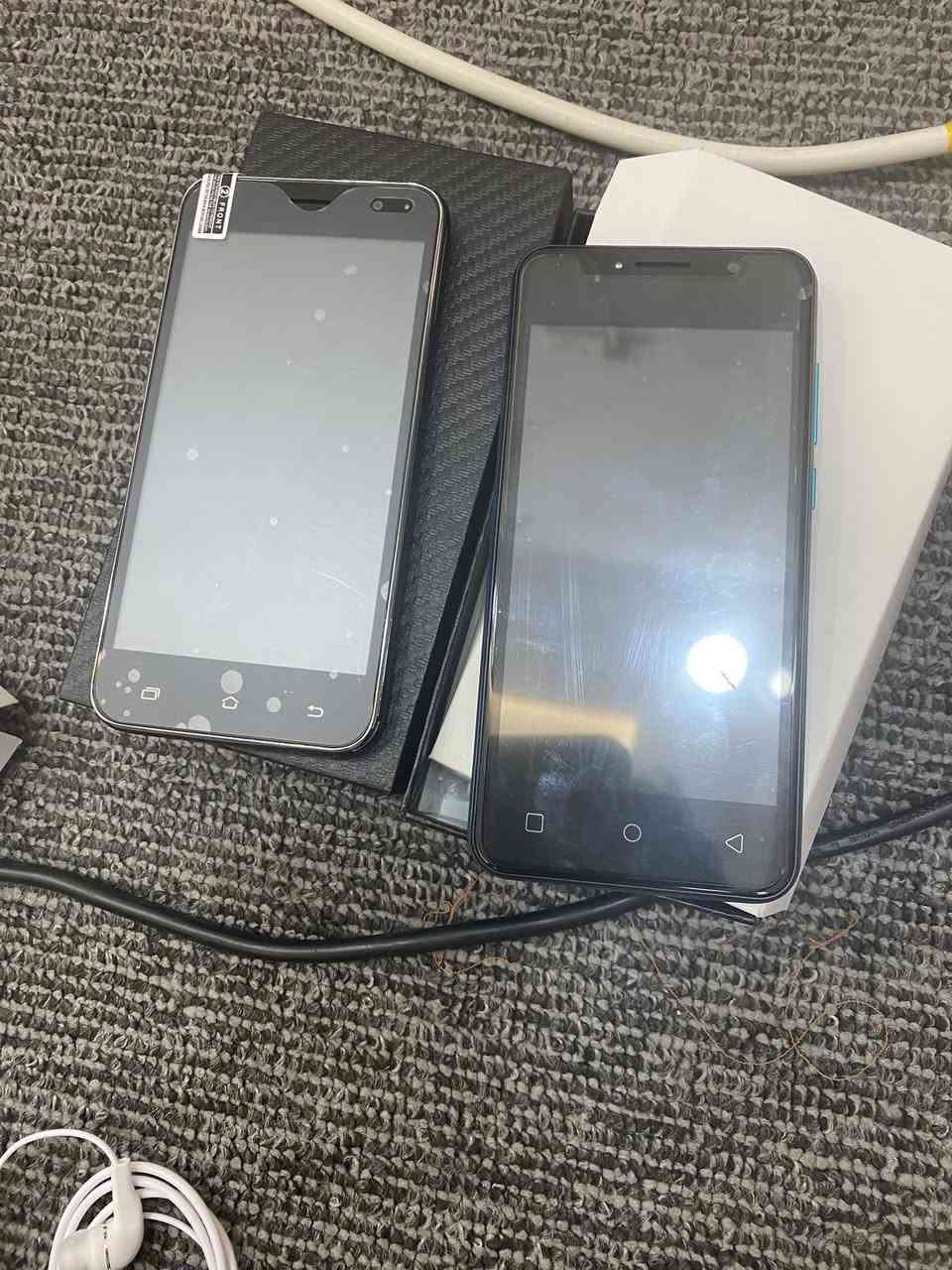 جهزه جلكسي صيني البيع بعدهن كرتون محلاقته وياه واحد ٢٥
تواصل ع رقم ***********
