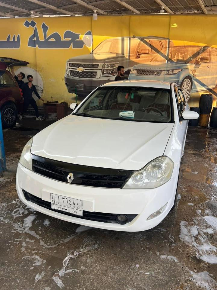 السلام عليكم
رينو سافران موديل 2011 خليجي  
٤ سلندر رقم بابل  ٣قطع صبغ 
السعر 91 وبيها مجال وترهم مراوس
رقمي ***********
