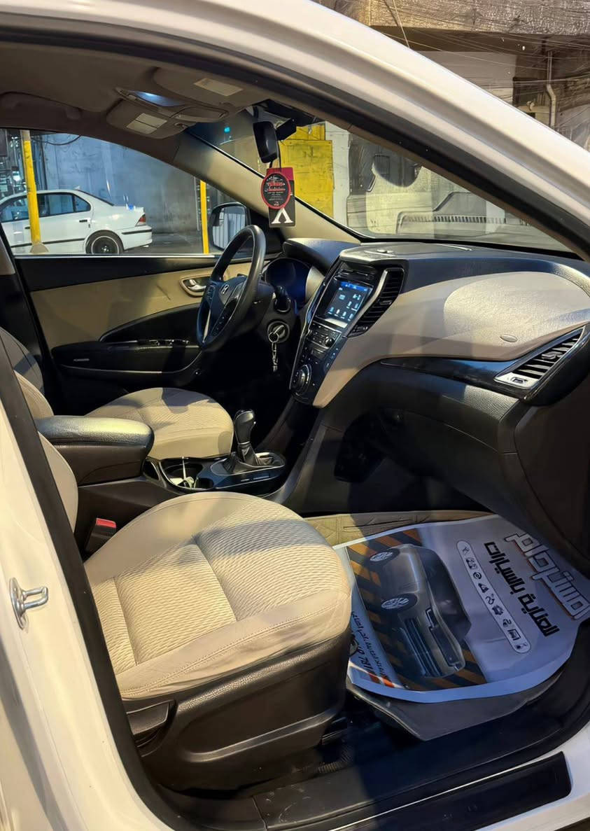 السلام عليكم ورحمه الله من رخصة الادمن المحترم سنتافي كراند ٢٠١٧حادثه بجم ماشيه ١٢٩مكلف بل نشر
رقم صاحب السياره ***********
