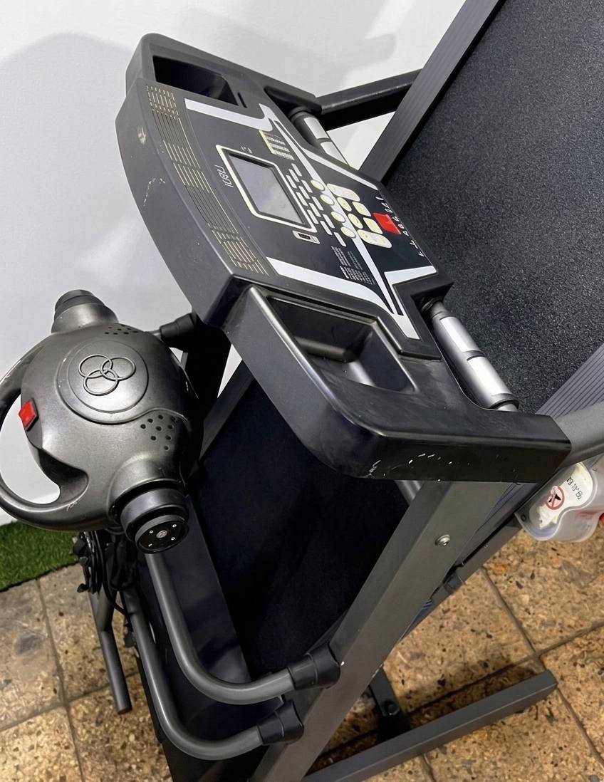 السلام عليكم
للبيع جهاز جري ماركة iubu جبلي دبل ماطور 
الجهاز نظيف جداً 
المواصفات 110 كيلو حقيقي وليس وهمي 
الشاشة لمس 
الجهاز جبلي يجي 
السرعة عالية 
يحتوي على رجاج تكسير الشحوم
وحساس قلب وجك هايدروليك 
وusp و mp3 
السعر 290 الف 
العنوان بغداد يوجد توصيل داخل العراق


**إذا كنت صاحب هذا الإعلان وتريد حذفه لأي سبب، رجاءا أرسل رسالة إلى الدعم الفني**