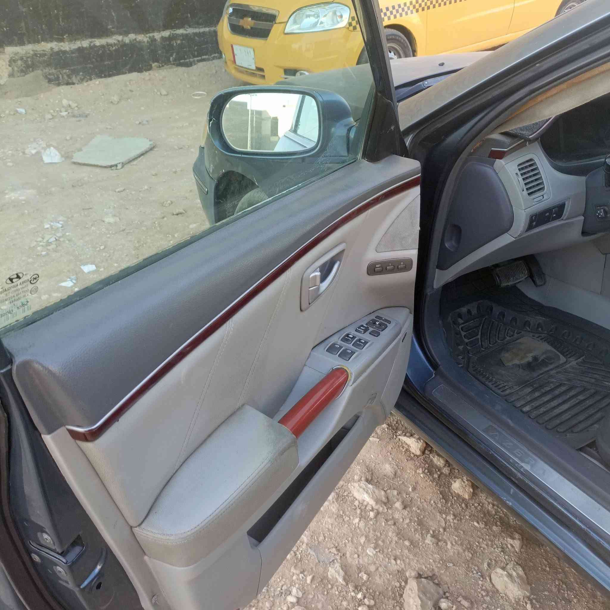 سلام عليكم ازيره للبيع جاهزه مكينه كير حداديه تبريد تخم تاير ترايك للبصره مداور كبل سياره ماناقصهه شي السعر 65 باقي التفاصيل نتصل سياره 2008 اوهاذه رقمي ***********
