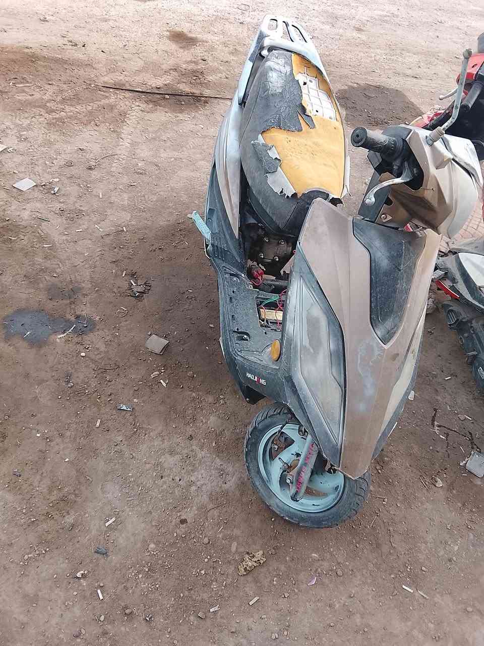 للبيع ماطور اوتماتيك سايم محرك شغال اضمنه في الرمادي الجزيره شارع الجرايشي السعر 100 الف 
للاستفسار ***********
