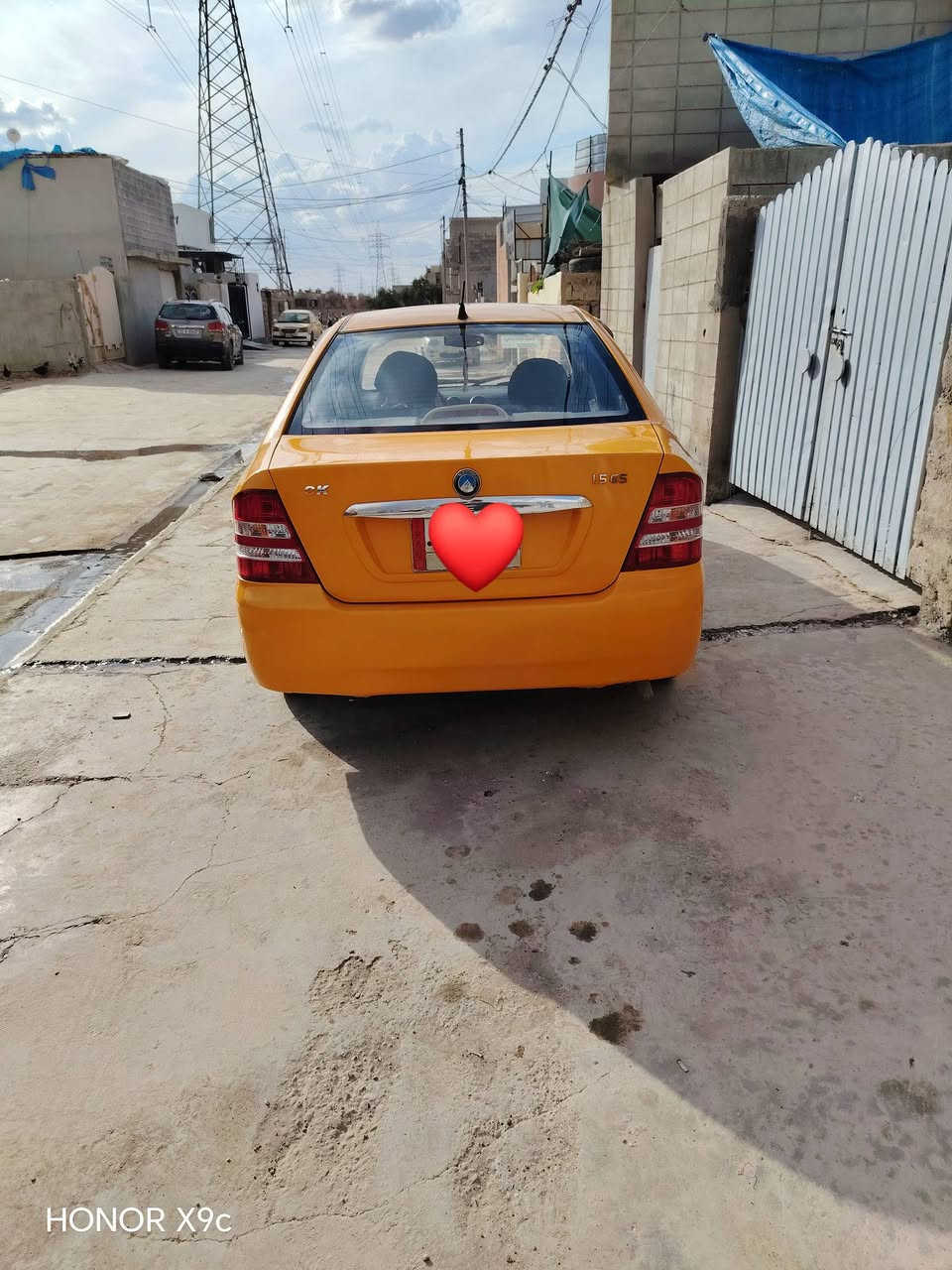 سيكي 2012 لل بيع غرامه عليه4وراق ونص تريد اني اصفي الغرامه او تريد انت سعر38ورقه العنوان موصل رشيديه ***********
