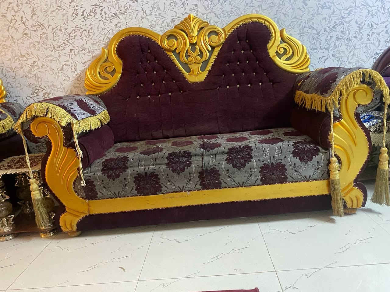 تخومه عدد ثنين مثل ما واضح بالصور
تسع مقاع الواحد 

سعر الواحد ٣٥٠ وبي مجال بسيط 

مكاني بغداد حي الاعلام قرب تقاطع درويش


**إذا كنت صاحب هذا الإعلان وتريد حذفه لأي سبب، رجاءا أرسل رسالة إلى الدعم الفني**