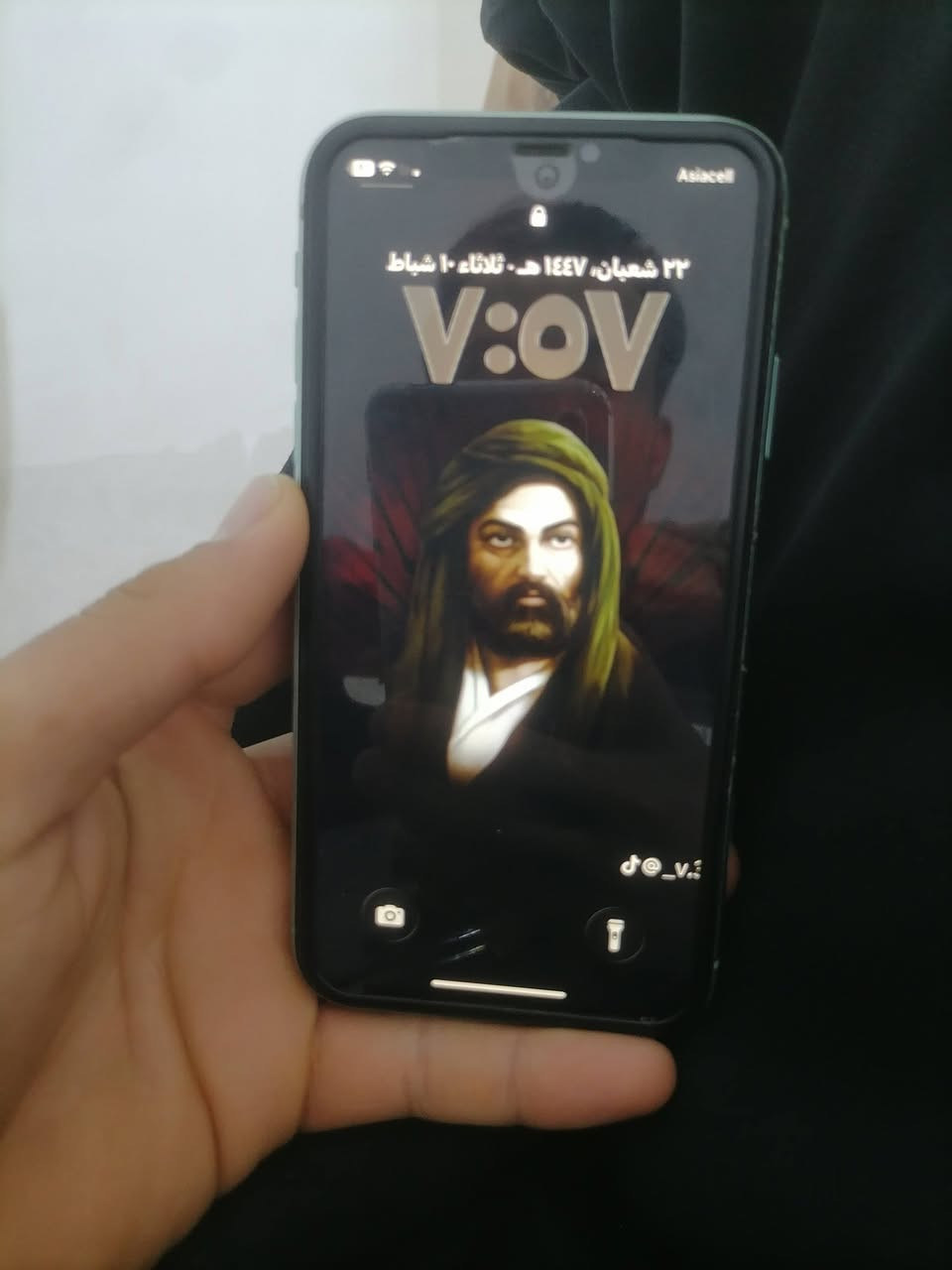 السلام عليكم ايفون 11 عادي السعر نار بالخاص ***********
