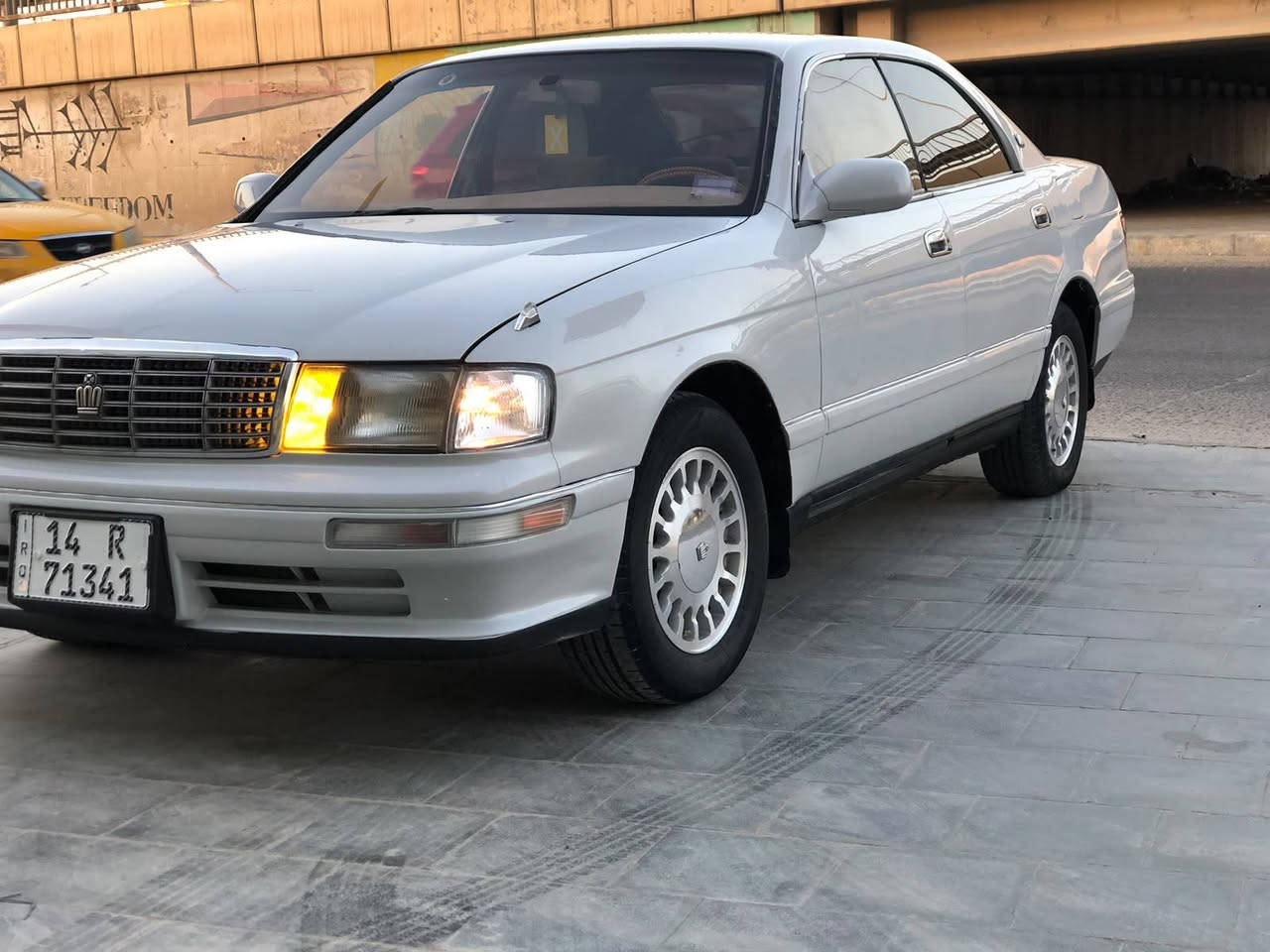 سلام عليكم بطه فصل موديل 1994 رقم بصره دوالي مشروع واطني  سنويه الغايت 2031 مداور ثاني يوم بسمي مكفوله كص ونقل وضربه والعيب شرعي مصبوغه جماليه اثر جراد مكينه وكير واحداده كفاله مكان سياره ناصريه حي اور سعر 62وبيه مجال لشراي ***********///***********
