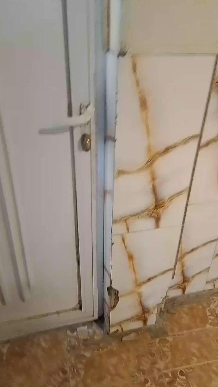 من رخصه الادمن مشتمل للايجار طابق ثاني قرب شارع باته فرع مختبر الفيحاء ***********
