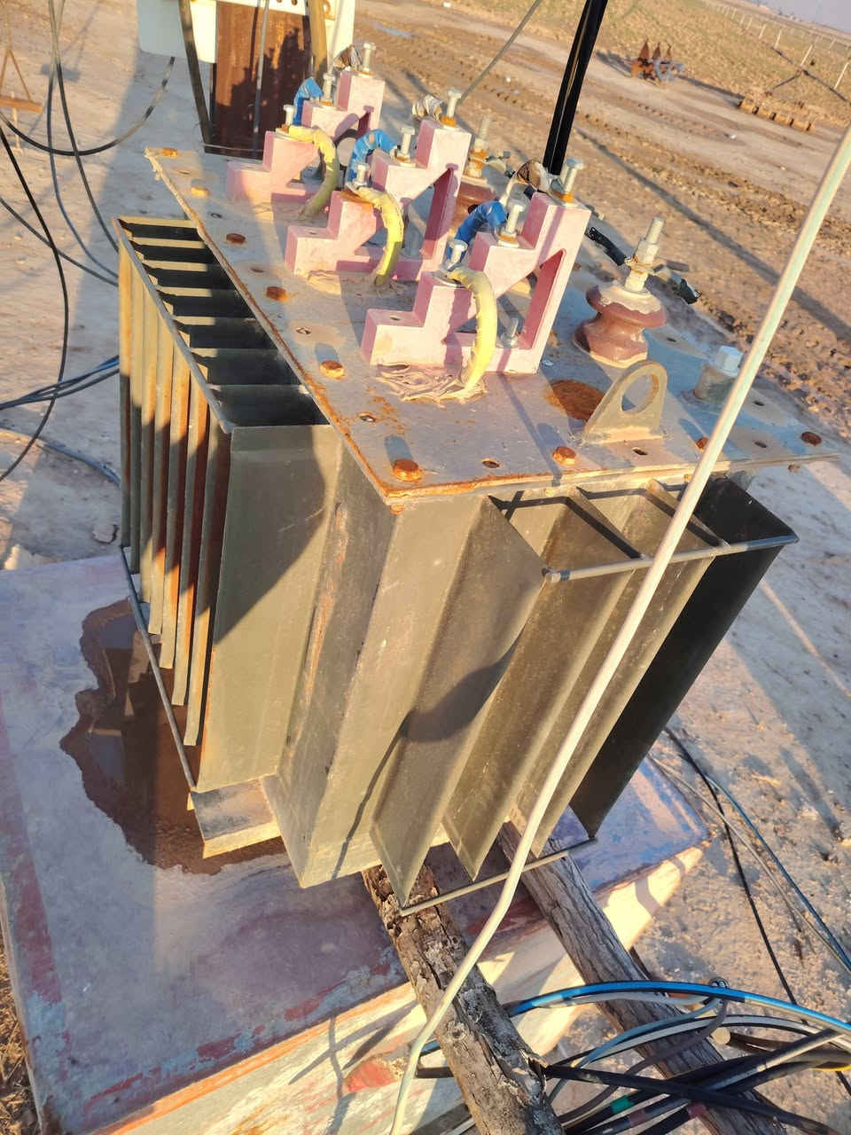 السلام عليكم رافع قدره للبيع بمليونين و400 المكان العلم ***********
