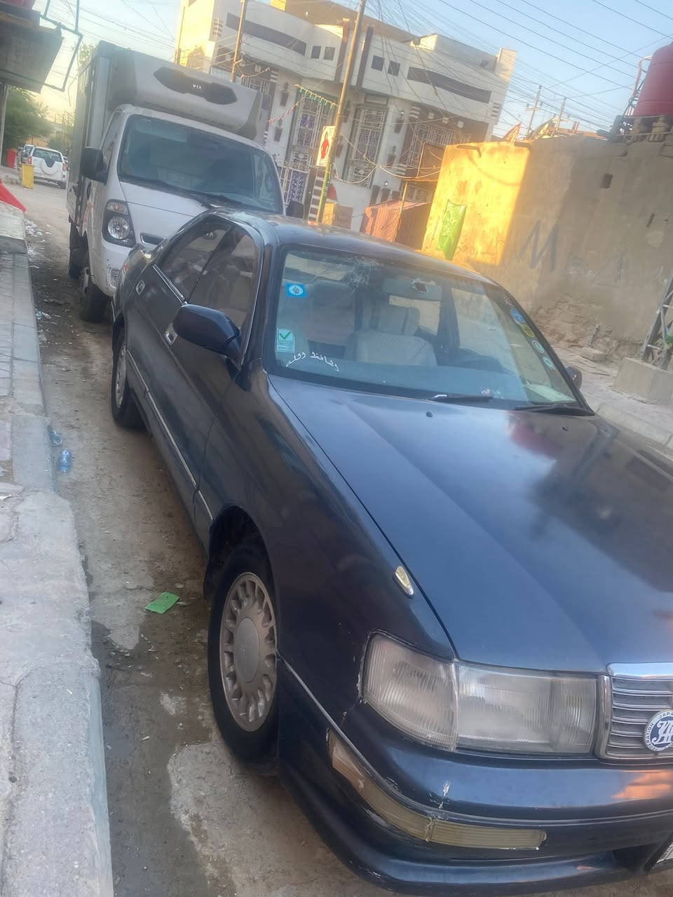 سلامً عليكم كروان بطه للبيع سياره بسم ابن عمي سنويه 2028  مكينه بيه بكن لا دخان ولا تنقيص 
حدايده اماميه ستوه مسويه خلفيه تعبانه. تايرات نضاف كير تمام ضفيره جديده كهربائياتً كله شغاله من طول للطول  سعر ٣٩ وبيه مجال مكفوله كص ونقل ورسميات تبريد منضومه جديده ثلج  رقم الهاتف *********** مصبوغه عام سياره
