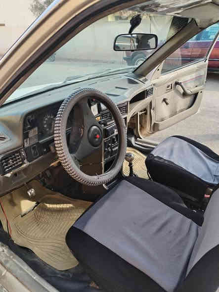 للبيع سياره كاديت موديل 91 شرط محرك وكير مكفول  وكشره نظيف سعره 19ورقه وبيه مجال اي استفسار اتصل علا رقم *********** مكانه حديثه
