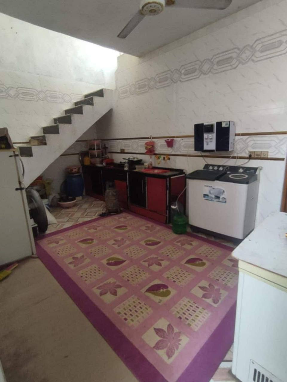 🏡 بيت للبيع  – موقع مميز  مقابل  قرية الغدير (عمود 276) ✨

البيت مرقم من البلدية + إقرار محكمة 

📏 المساحة: 100 متر
💰 السعر: 35 مليون (قابل للتفاوض)
🏗️ البناء: بلوك | الأساس والسقف: كونكريت

🔹 مواصفات البيت:
✅ غرفة نوم 🛏️
✅ صالة 🛋️
✅ صحيات داخل وخارج  🚽
✅ مطبخ 🍽️
✅أستقبال 

🔹 الخدمات المتوفرة:
💧 ماء | ⚡ كهرباء | 🚗 شوارع مبلطة | 🏫 مدارس قريبة

📍 الموقع: شارع الصب  – مقابل  قرية الغدير عمود 276
📜 الملكية: طابو زراعي (إقرار محكمة)

📞 للتواصل:
أتصال ‌‏ *********** ‏ واتساب***********
