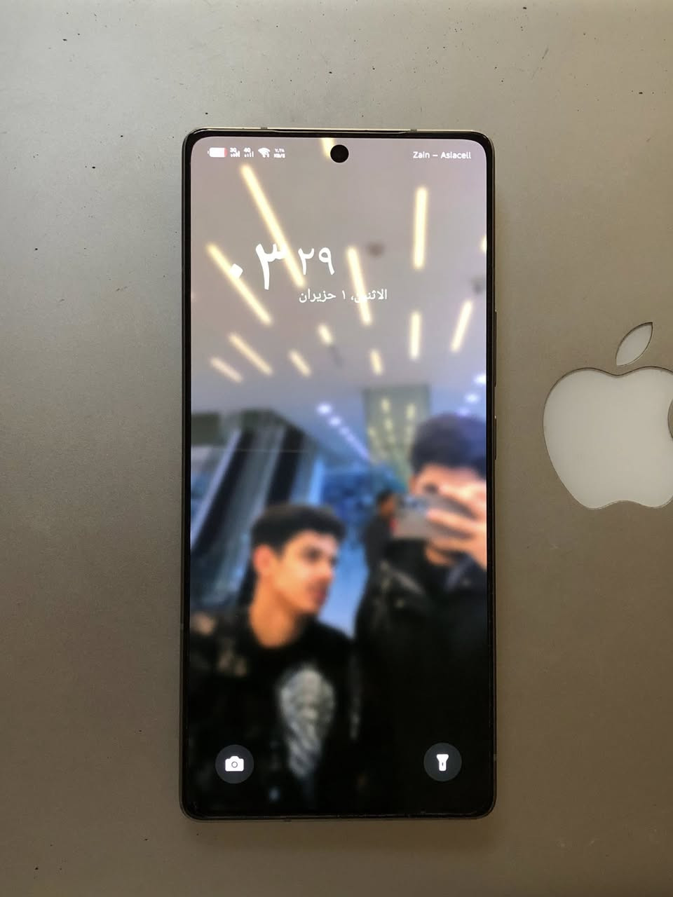 السلام وعليكم
جهاز للبيع انفكس نوت 50برو فايف جي 

ذاكرى 256 
جهاز حيل نضيف وماحفض عليه السعر 260 وبي مجال بصيط


**إذا كنت صاحب هذا الإعلان وتريد حذفه لأي سبب، رجاءا أرسل رسالة إلى الدعم الفني**