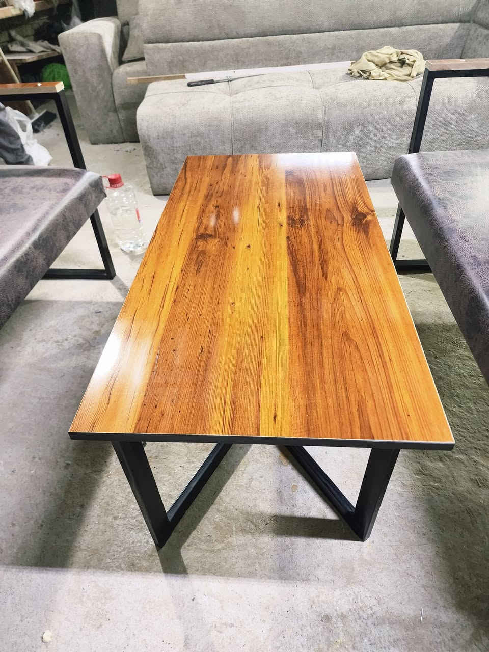 السلام عليكم اخواني عندي 12 ميز مال دومنة و6 ميوزة مال كعدة و12 تخم كعدة جدد وما  مستعملات بعدهن الله شاهد الخاص مغلق اتصل وتدلل 
***********
