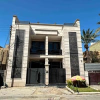 الدار للبيع بغداد حي العامل محلة 805 خلف شارع 30 قرب شركة القطاف للصرا...
