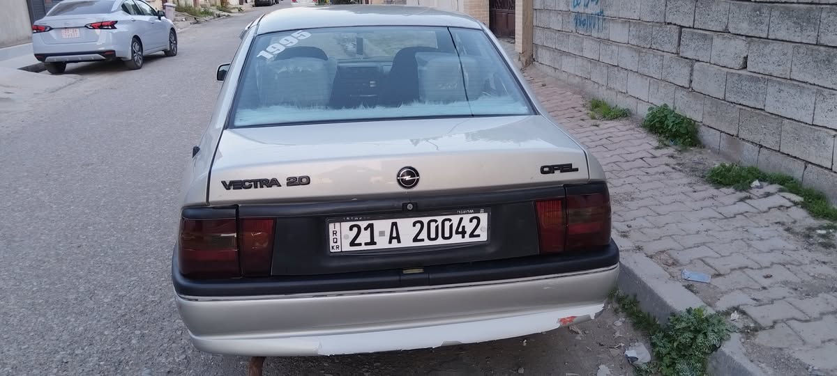 للبيع اوبل فكتره حجم 20 سنويه مشروع لحد 2027 موديل 1994 مصبوغ عام جماليه بدون ضربه تبريد كير اوتوماتيك محرك كير شرط كهربائي كلهه شغال هلالات على بلاد ABC قفل مركزي لاصرف ولا بخار سياره كلش حلوه وجديده شرط تحويل مكان كركوك السعر 48 وبيها مجال ***********
