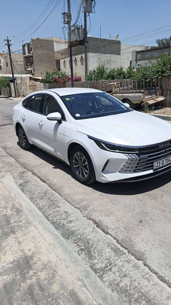 السلام عليكم BYD دستروير ٢٠٢٥ رقم بغداد سياره مكفوله من الصبغ وتبديل ولفتح بيه بارد بصيط سياره مكفوله كير مكينه حداديه بطاريه كله مكفوله السعر١٩ مليون و٣٠٠ وبيه مجال بصيط للستفسار*********** بغداد الطالبيه
