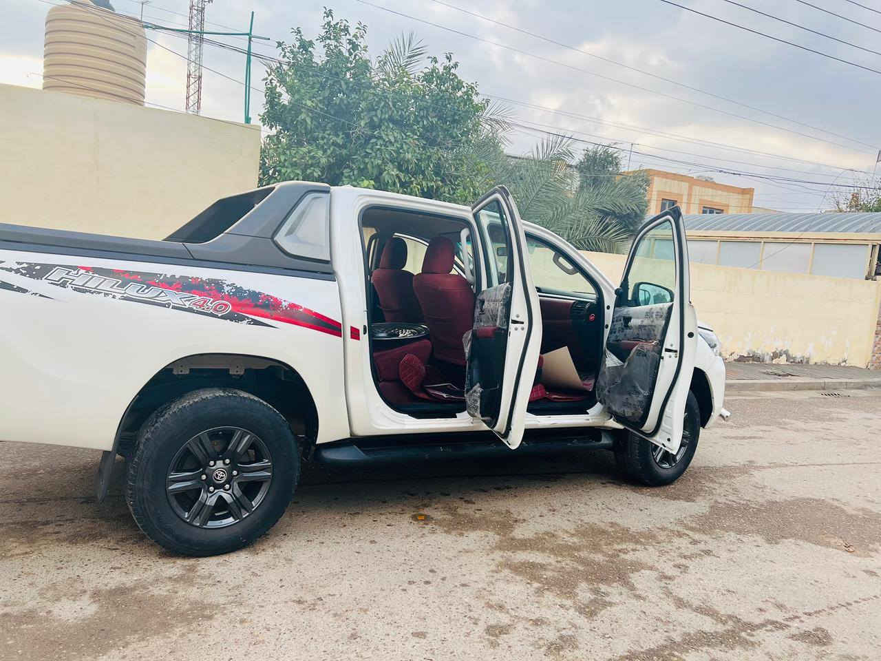 سلام عليكم سيارة دافنجر موديل 2022 
ماشيه 54 الف سيارة خير من الله 
***********
